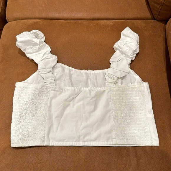 Abercrombie and Fitch Poplin Scrunch Strap Set Top - Picture 6 of 7